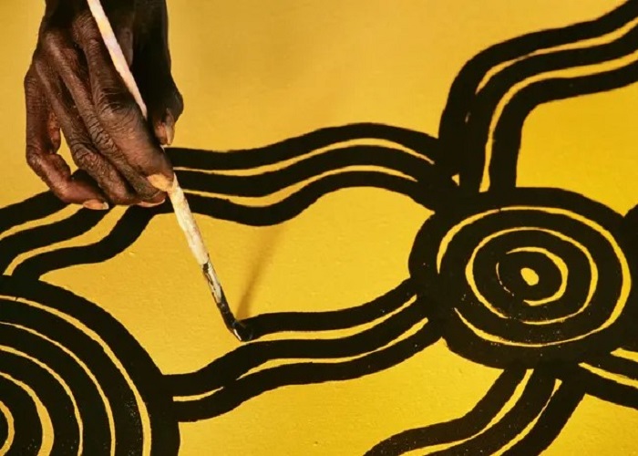A Guide to Buying Indigenous Art